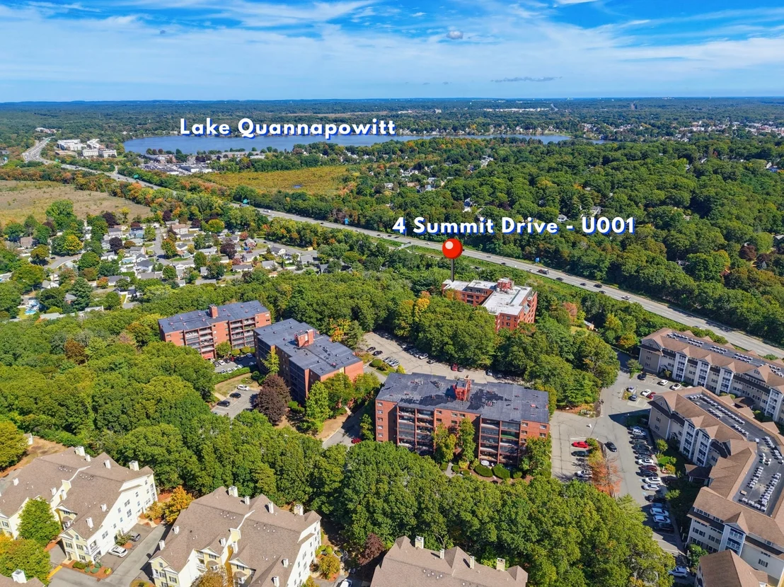 Photo of Unit 001 at 4 Summit Dr