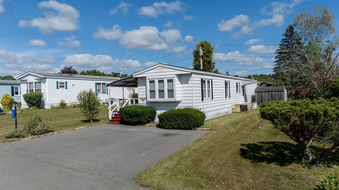 Photo of 151 Easy St