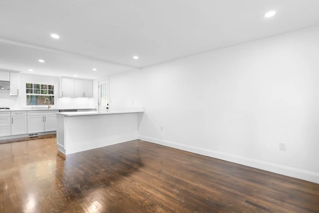 Photo of 278 Central St