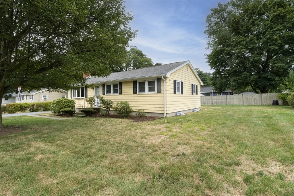 Photo of 463 Farm Rd