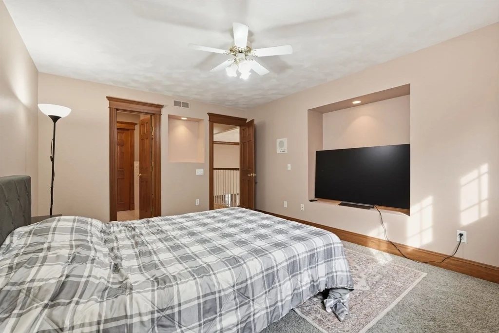 Photo of 42 Gary Dr