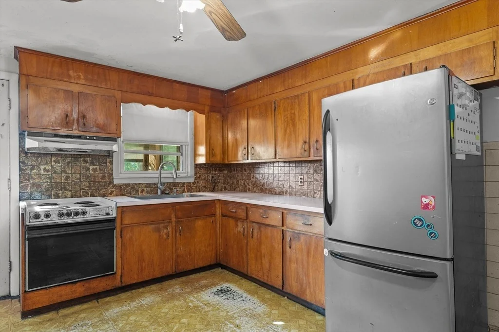 Photo of 46 Staaf Rd