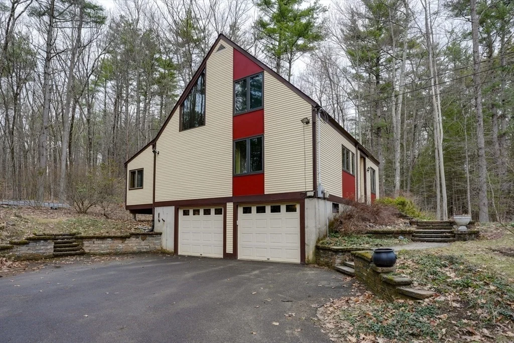 Photo of 565 Langen Rd