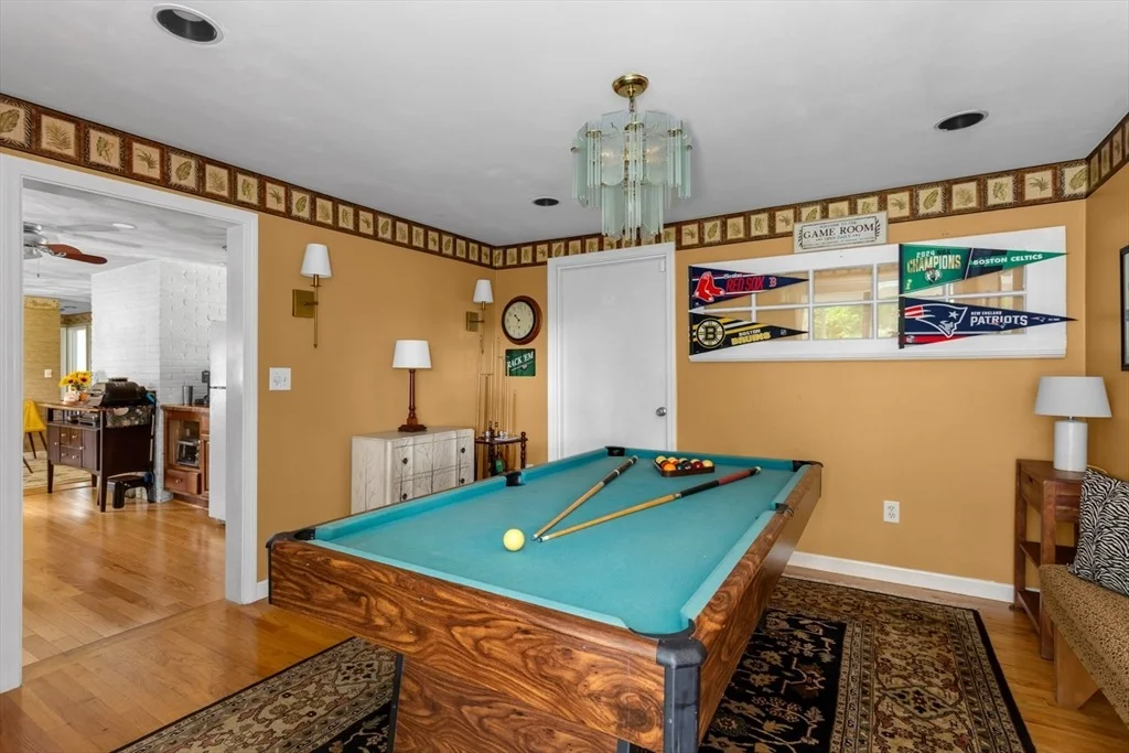Photo of 232 Bates Rd