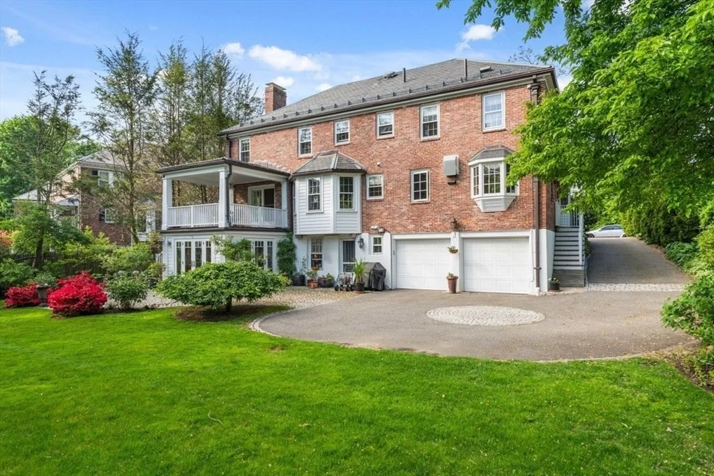 Photo of 167 Willard Rd
