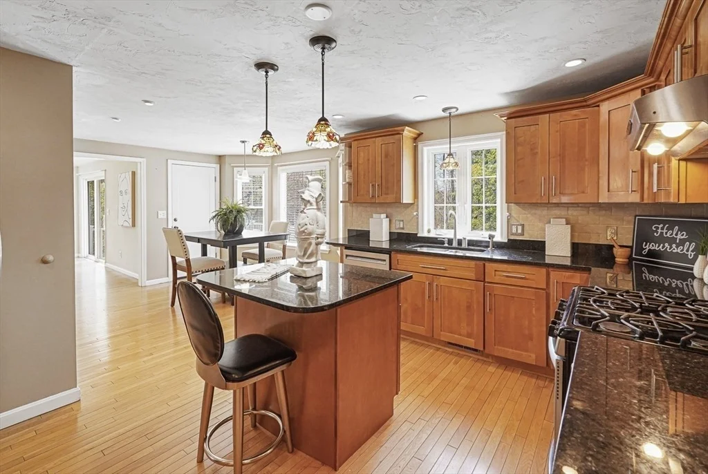 Photo of 9 Cardinal Cir