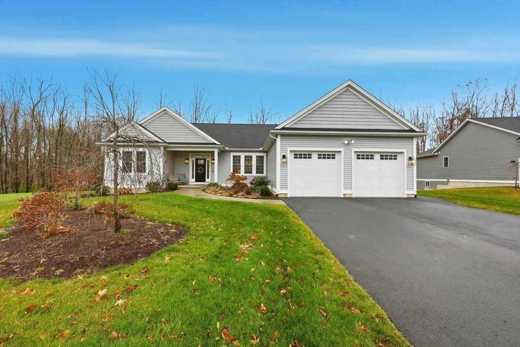 Photo of 28 Sycamore Cir