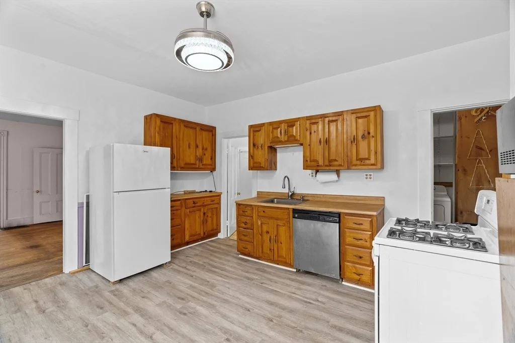 Photo of 367 Elm Street