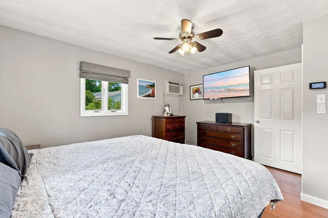 Photo of 188 Baldwin Ave