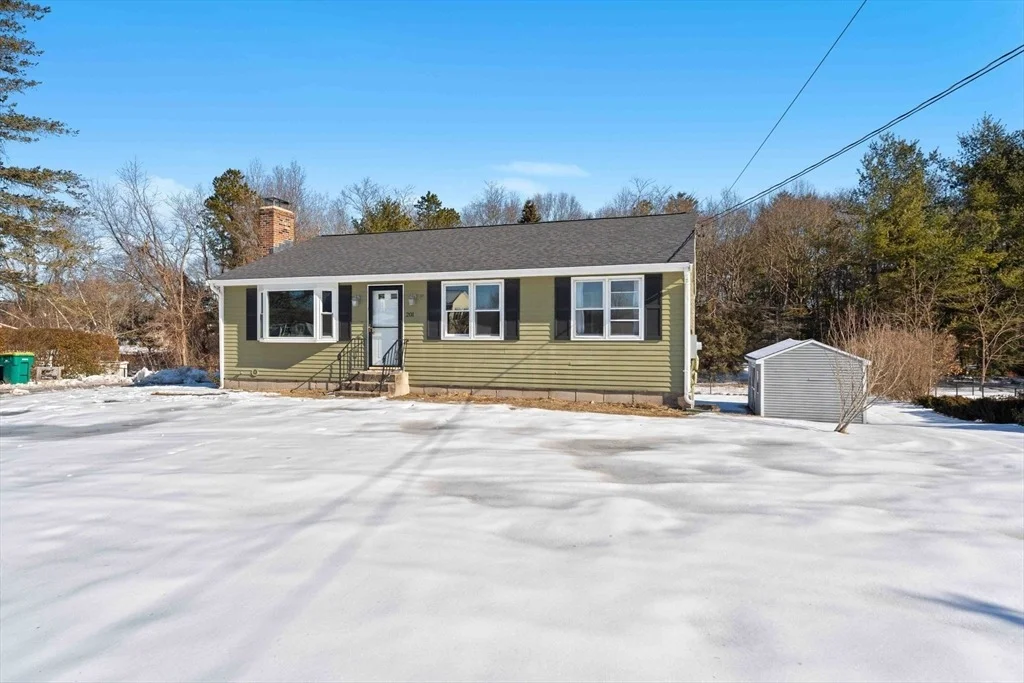 Photo of 201 Mendon Rd