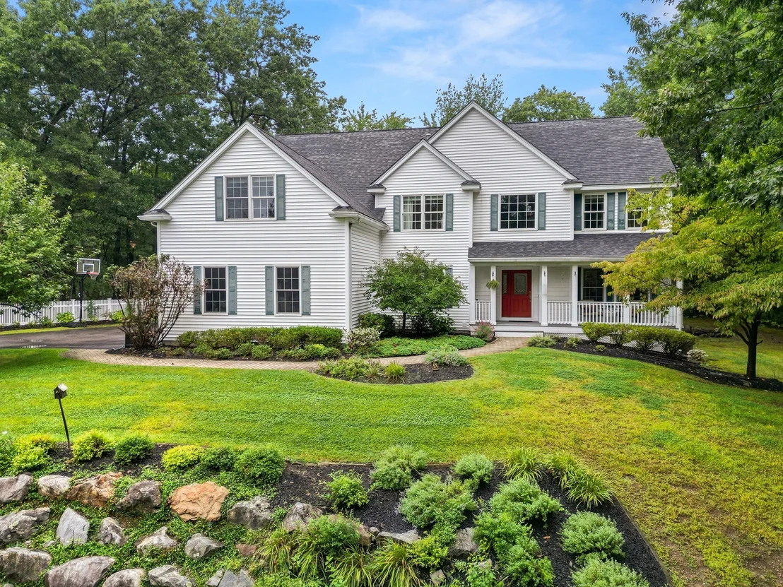 Photo of 22 Sawyer Ln