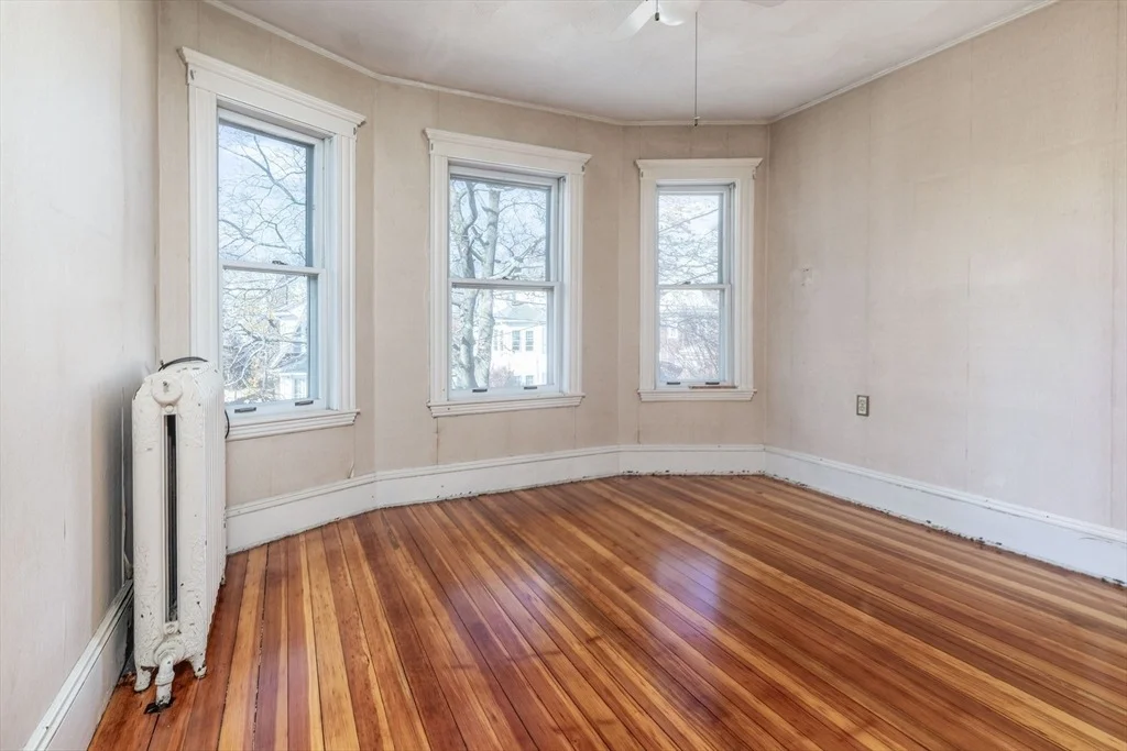 Photo of 62 Lowell Road