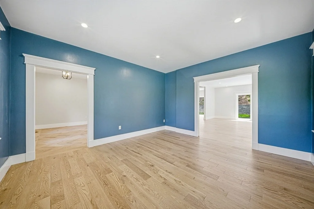 Photo of 33 Pine Street