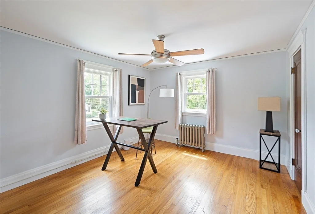 Photo of 162 Forest St