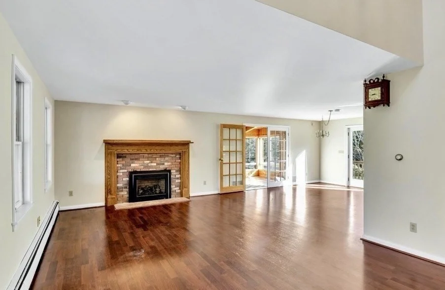 Photo of 77 Hazel Ln