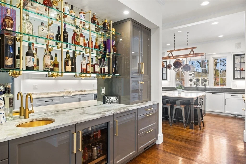 Photo of 355 Buckminster Road