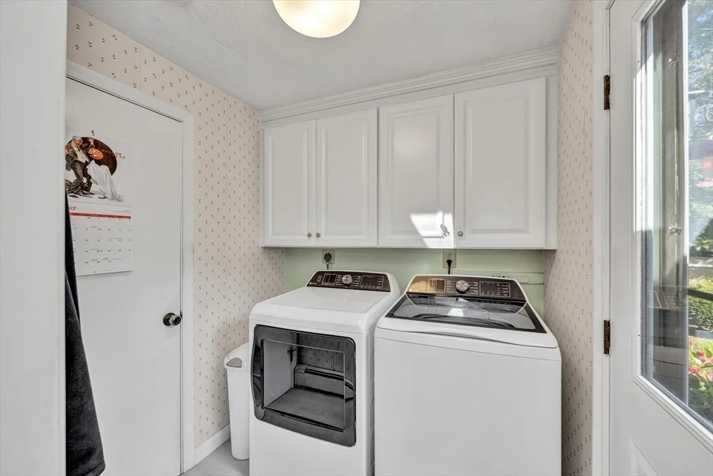 Photo of 17 Thatcher Holway Road