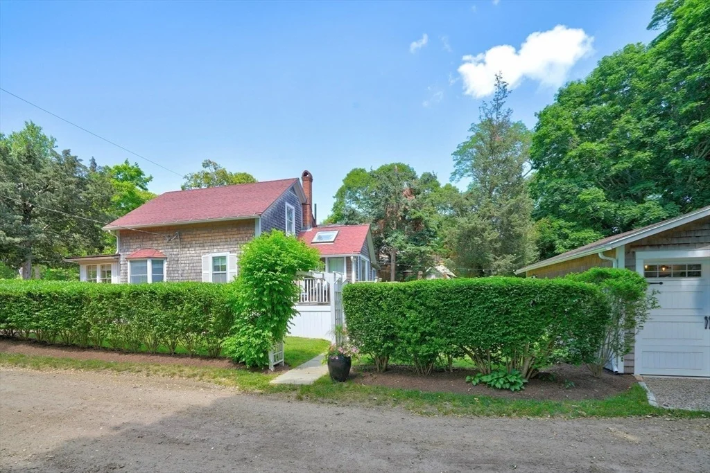 Photo of 27 Laurel Avenue