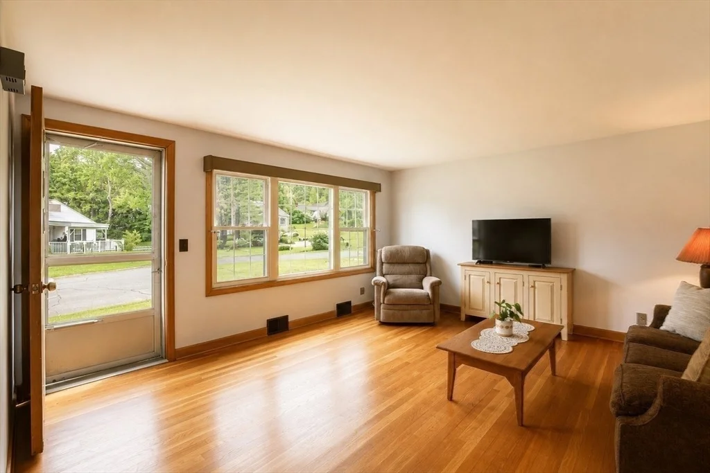 Photo of 95 Ken Drive