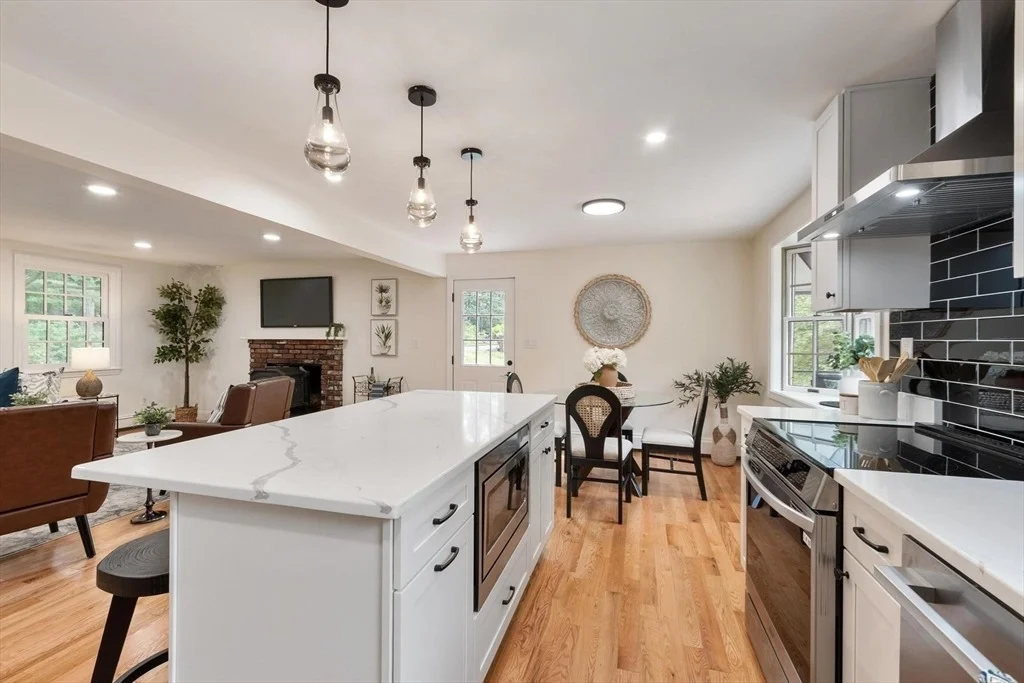 Photo of 368 Hill Rd