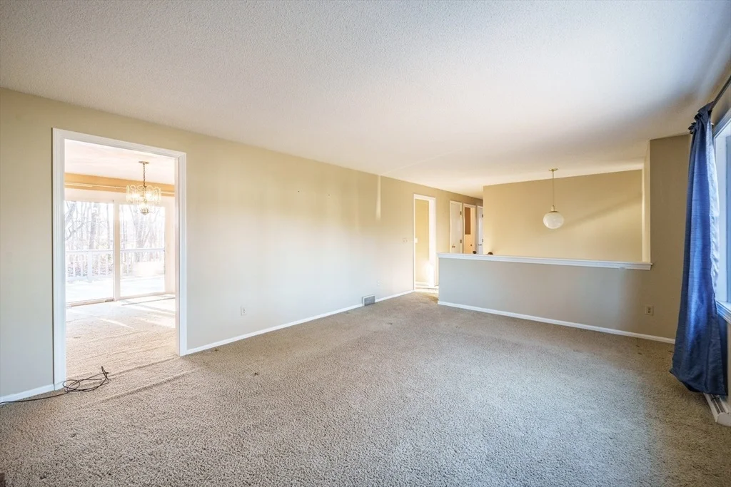 Photo of 14 Kelly Dr