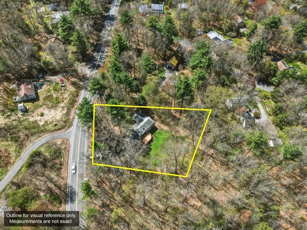 Photo of 1360 Bay Road