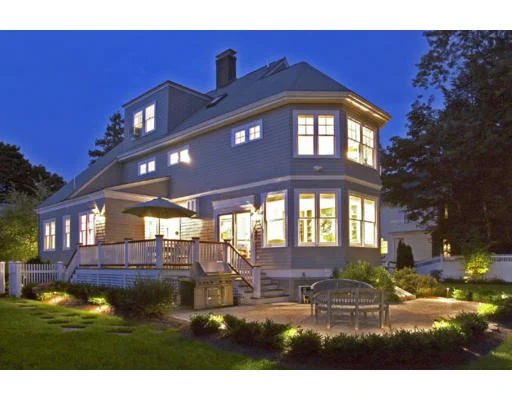 Photo of 29 Beach Bluff Avenue