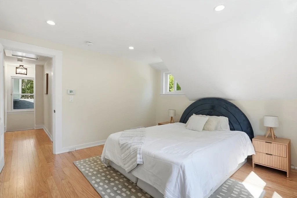 Photo of 8 Pemberton Rd