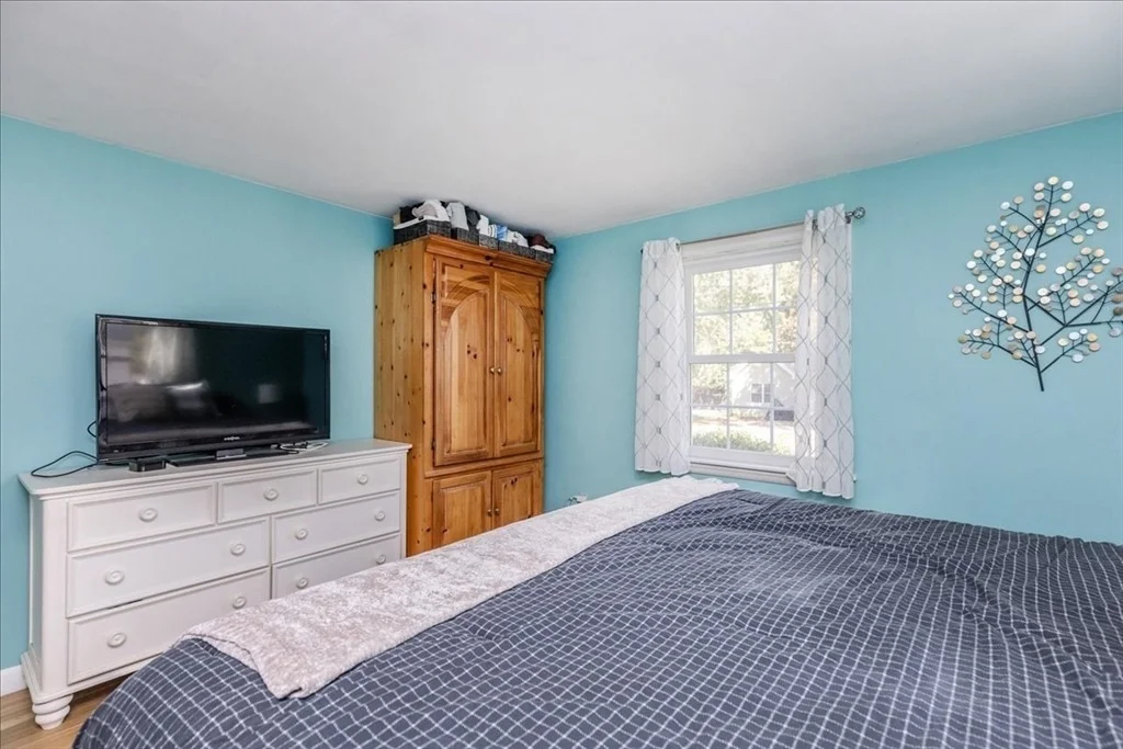 Photo of 34 Roosevelt Ave