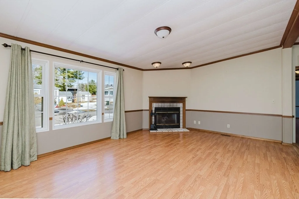 Photo of 4 Emerald Pl