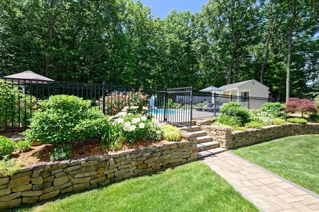 Photo of 101 Hunter Rd