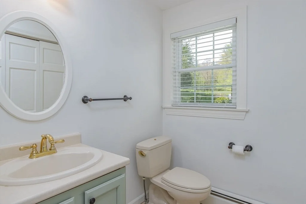 Photo of 118 Lawrence St