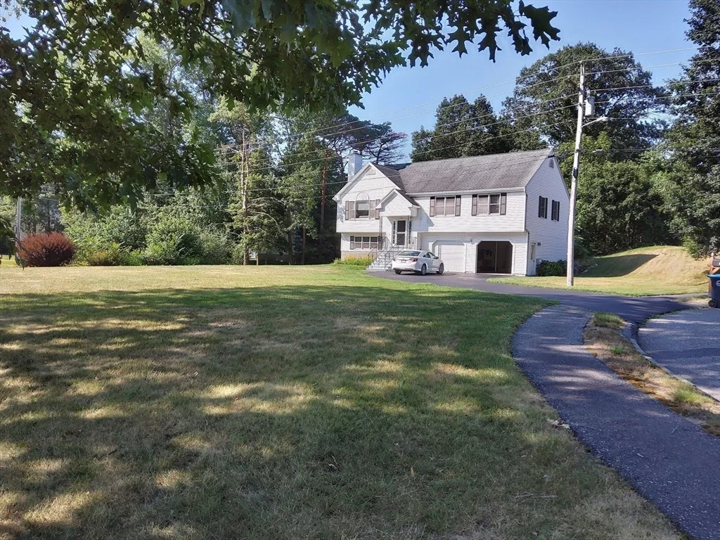 Photo of 1 Dorianna Cir