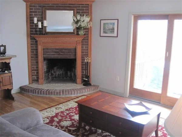 Photo of Unit 11 at 11 Lincoln Park