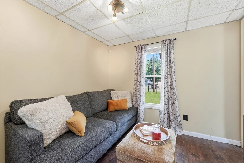 Photo of 128 Newfield Rd