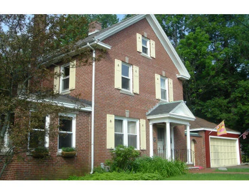 Photo of 8 Larrabee Ave