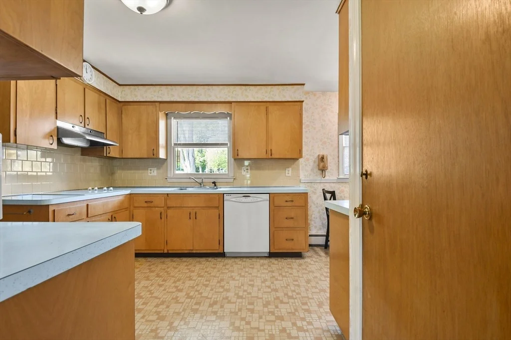 Photo of 16 Chilton Rd