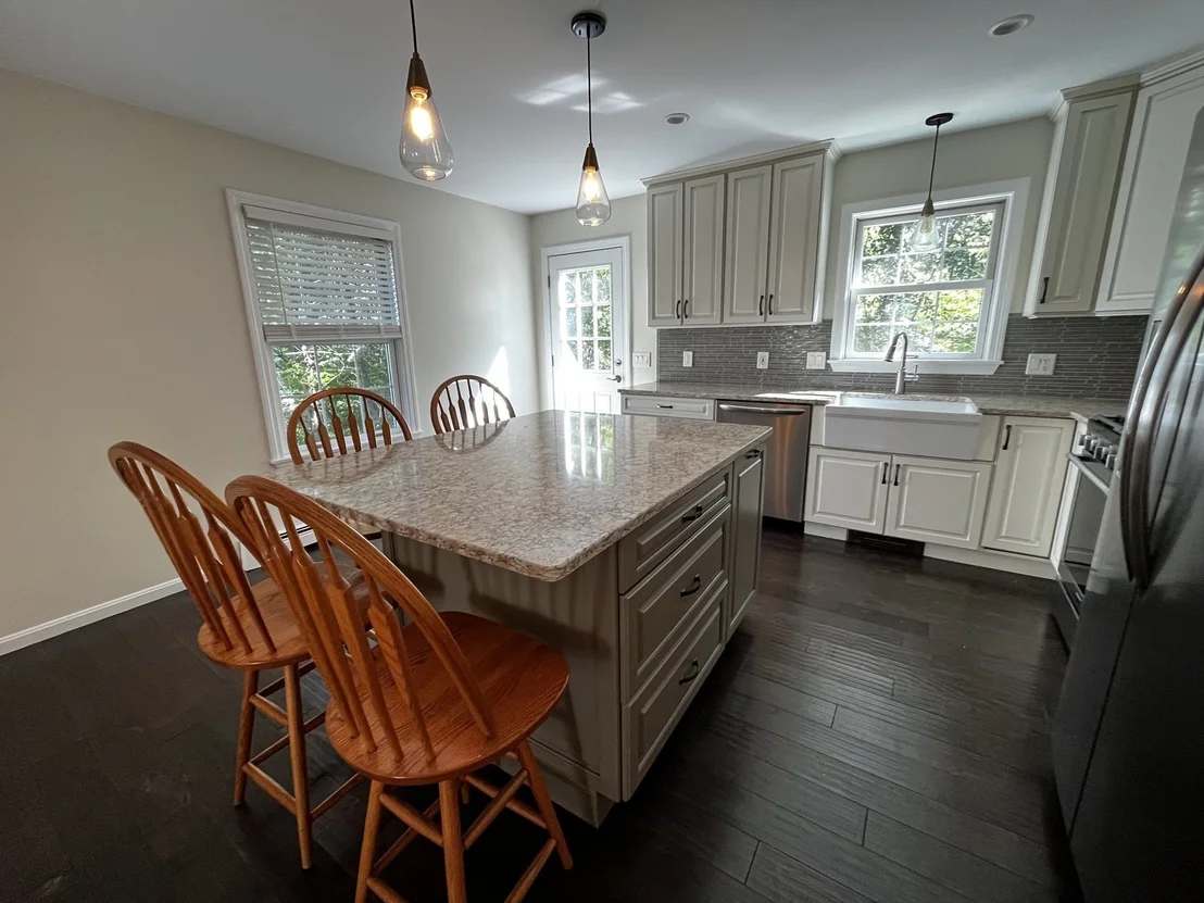 Photo of 8 Pinewood Rd
