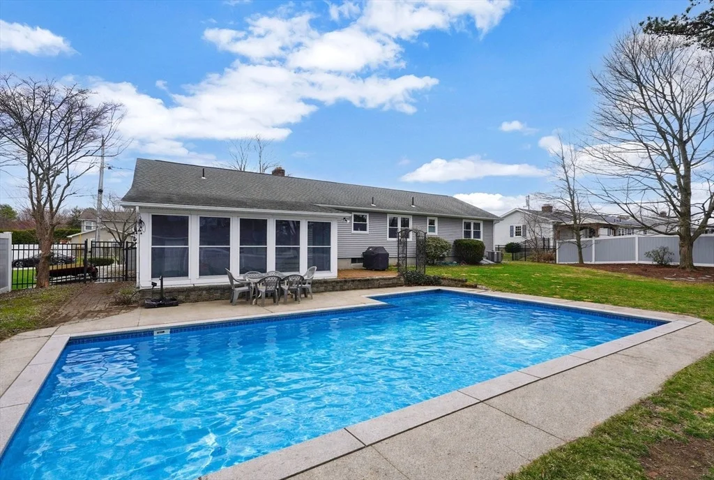 Photo of 135 Nutmeg Cir