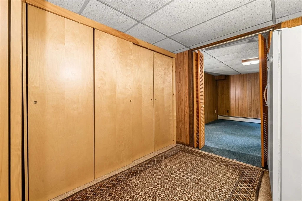 Photo of 11 Dadant Dr