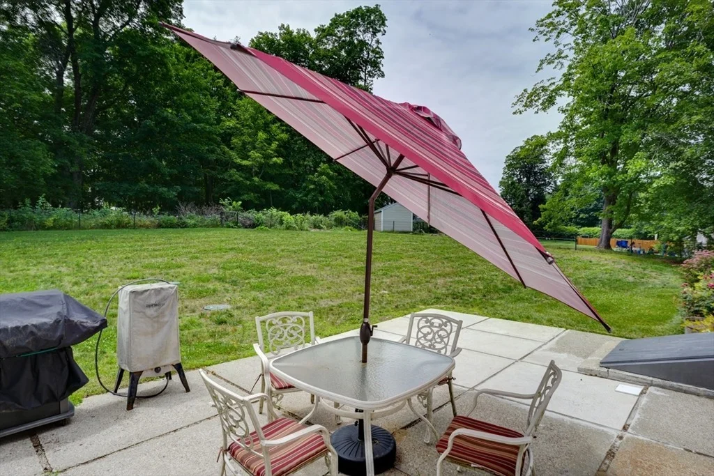 Photo of 11 Warren Dr