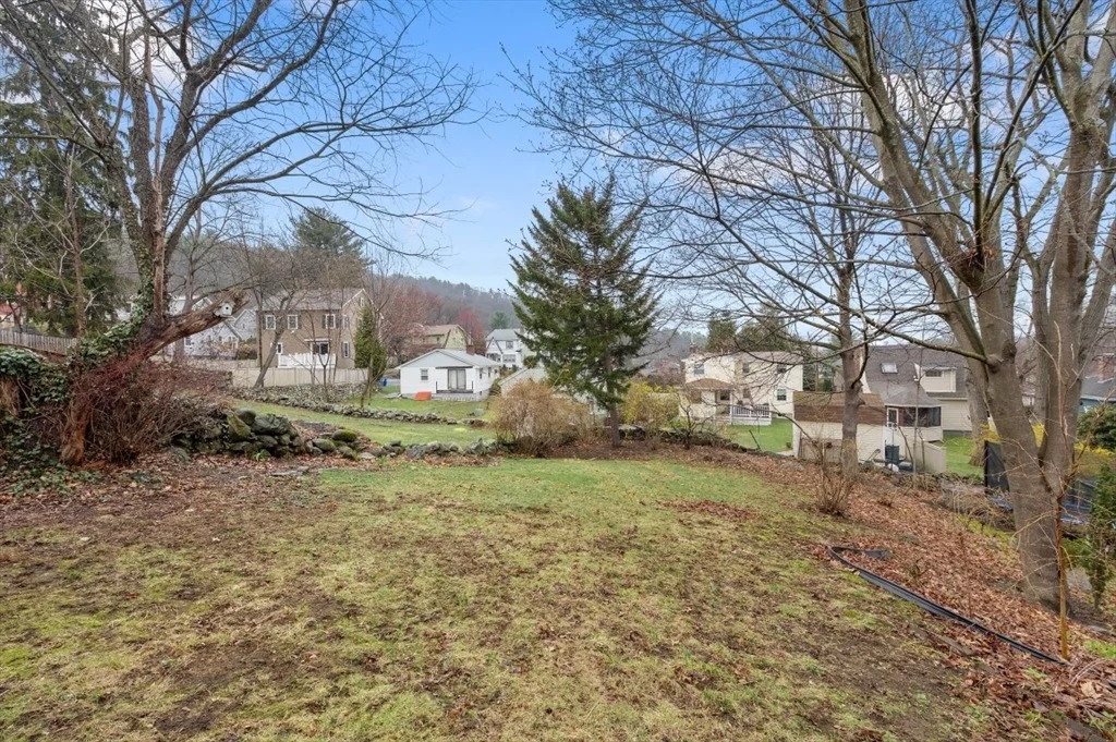 Photo of 37 Upland Rd