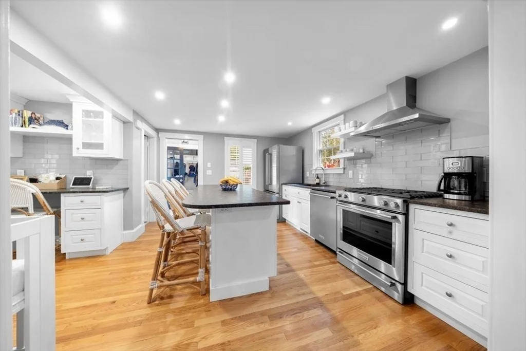 Photo of 36 Burr Road
