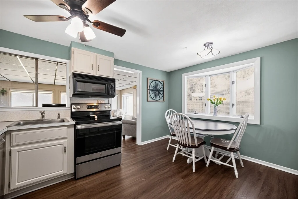 Photo of 22 Ledgewood Dr