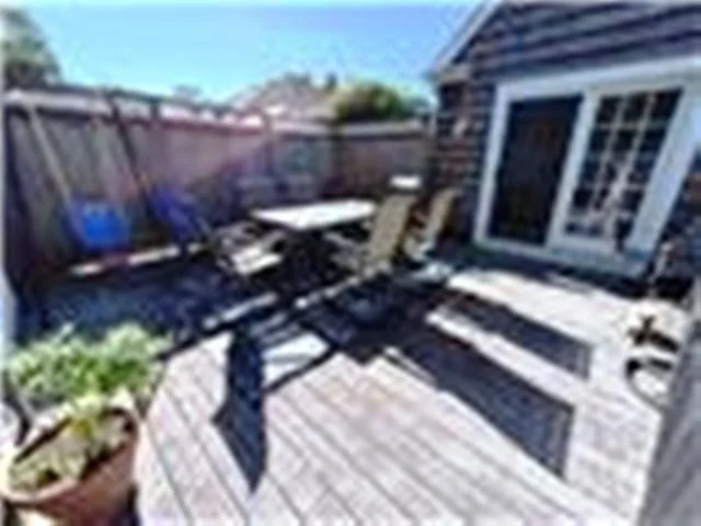 Photo of 178 California St