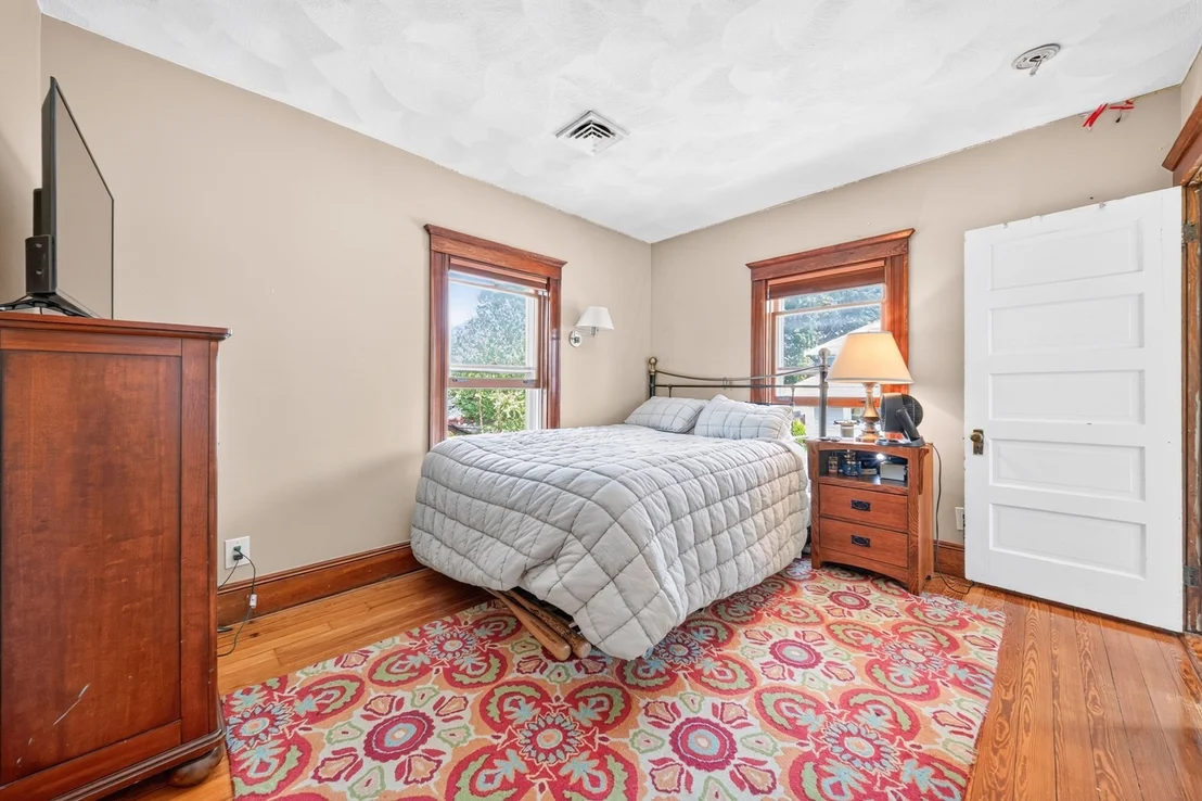 Photo of 41 Emerson Rd