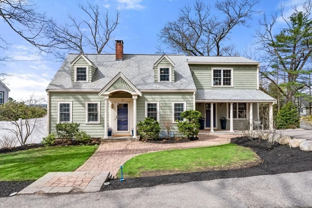Photo of 166 Hillcrest Road