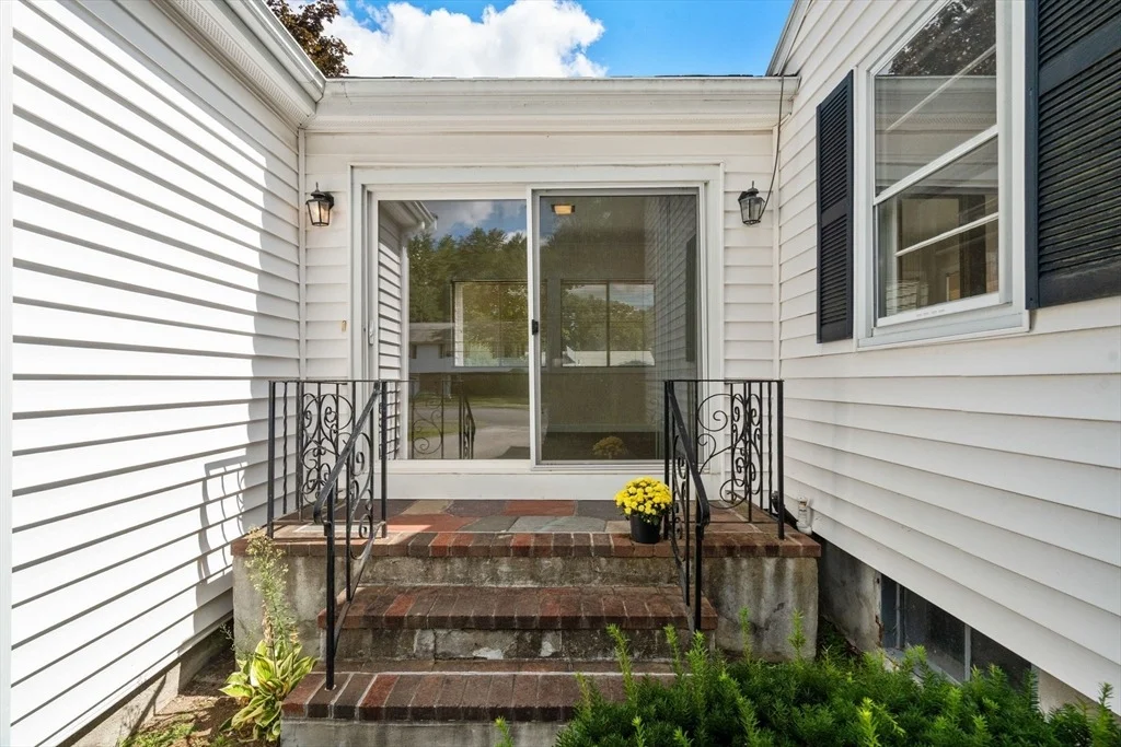 Photo of 7 Eugley Park West