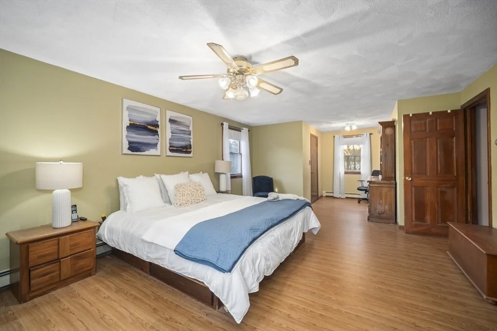Photo of 17 Wagonwheel Rd