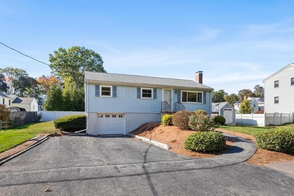 Photo of 11 Cedarcrest Road